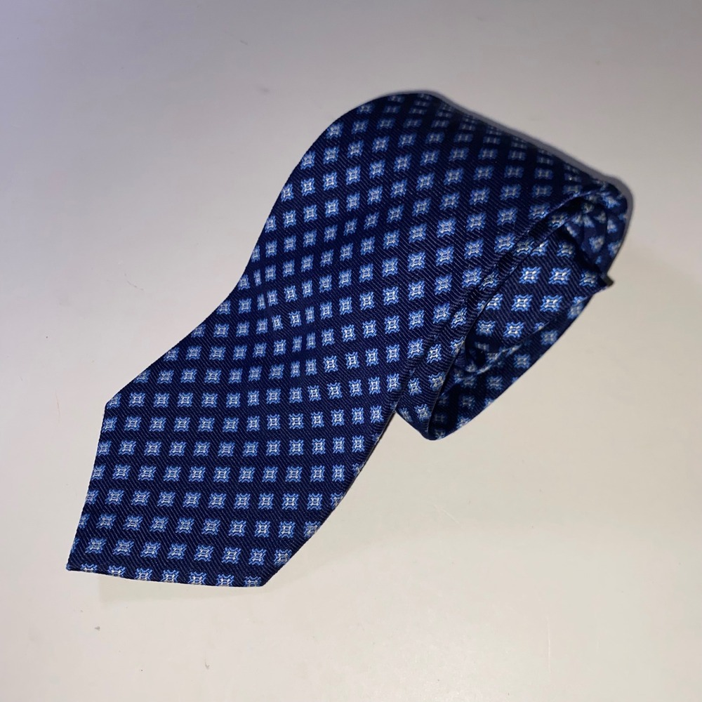 Brooks Brothers Makers Navy Blue Silk Geometric Diamond Tie Woven in England USA
